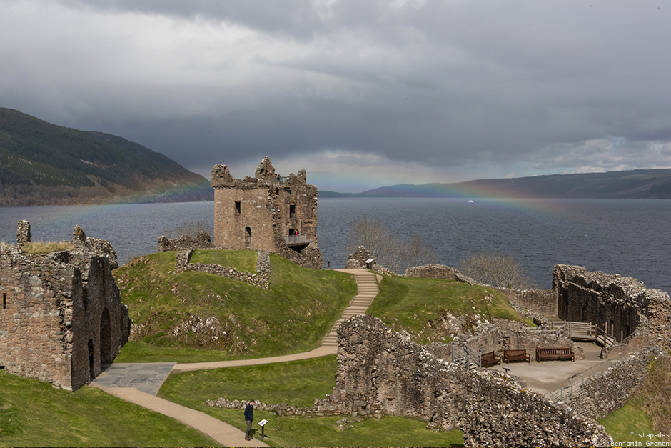 W_5837-J9_Urquhart-Castle