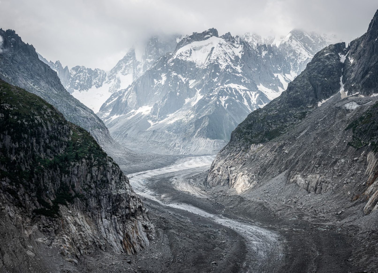 vue en montagne sur la mer de glace