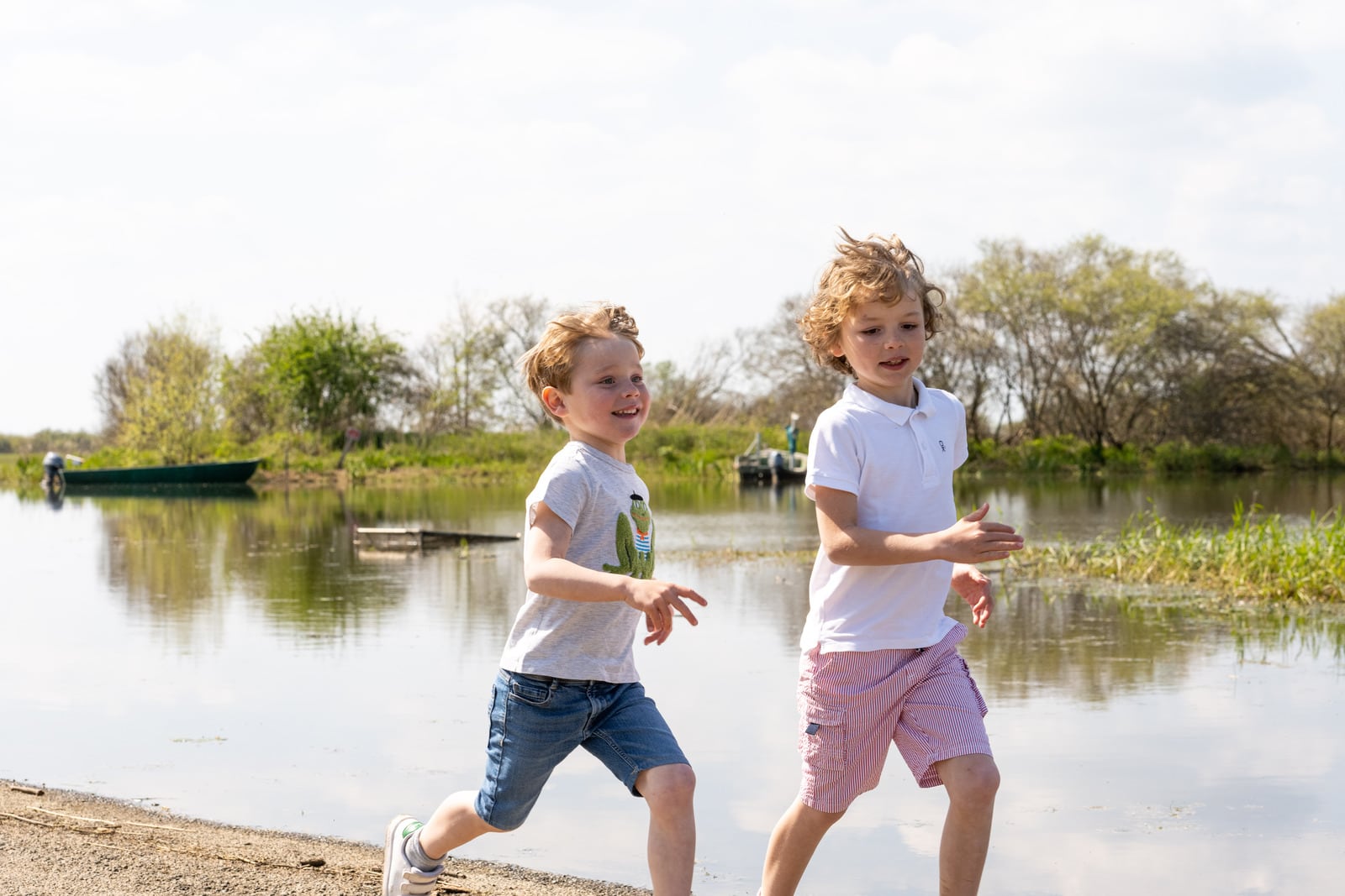 enfants qui courent