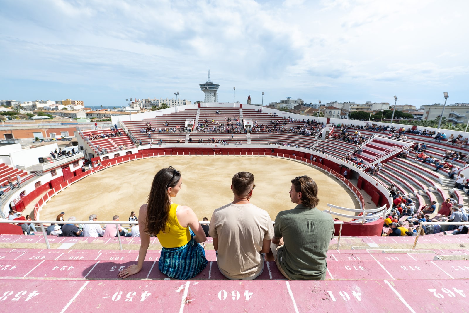 amis dans les arènes